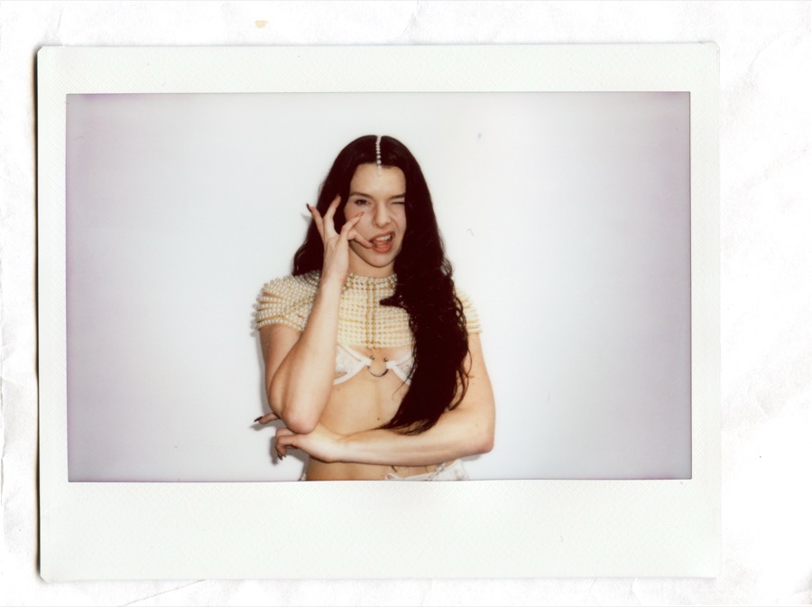 Polaroid shot by Jinko